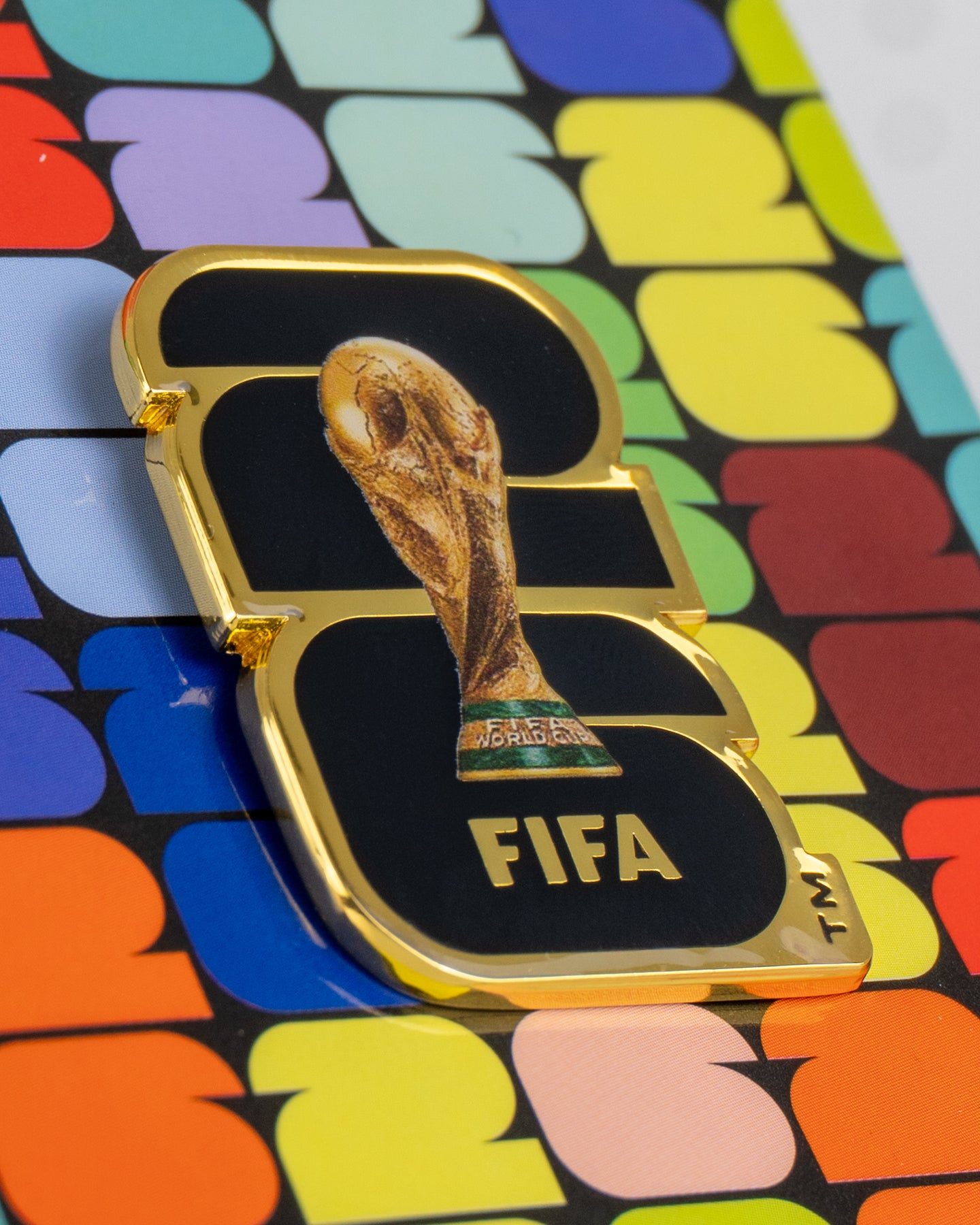 Pin con Emblema conmemorativo de la FIFA World Cup 26™