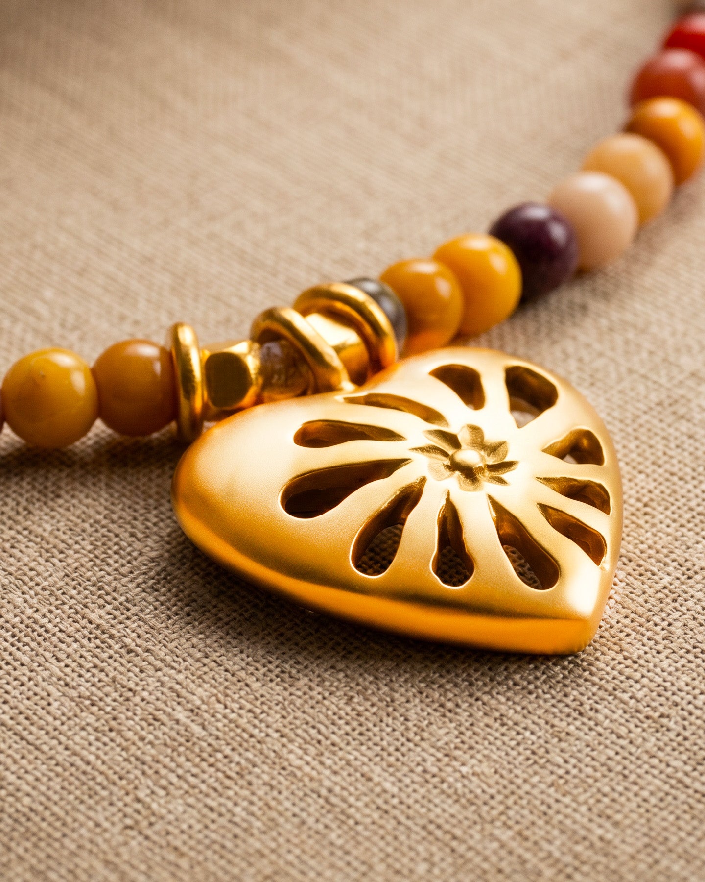 Pulsera Medio Corazón Matices Plata