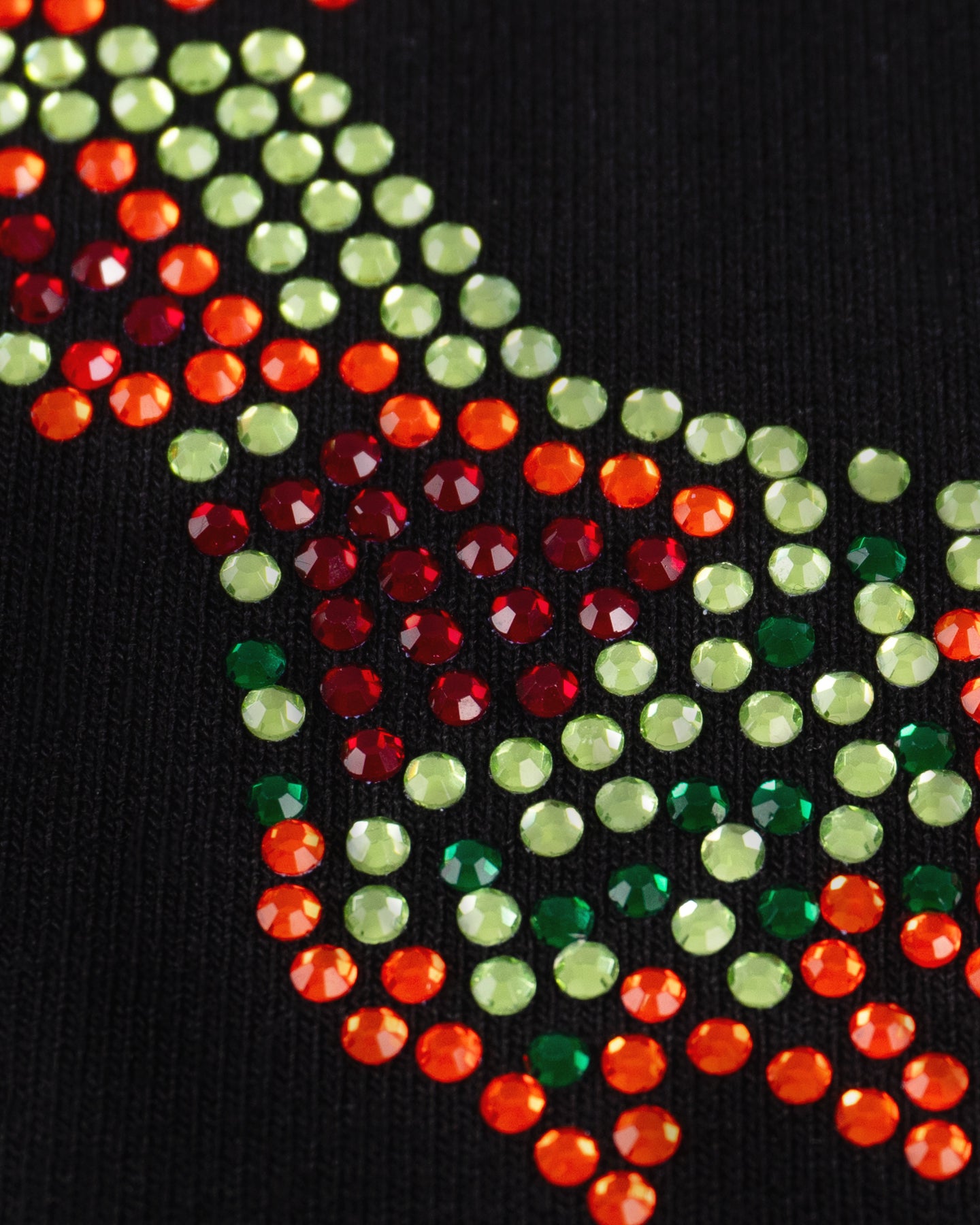 Playera Los Amorosos Pedrería