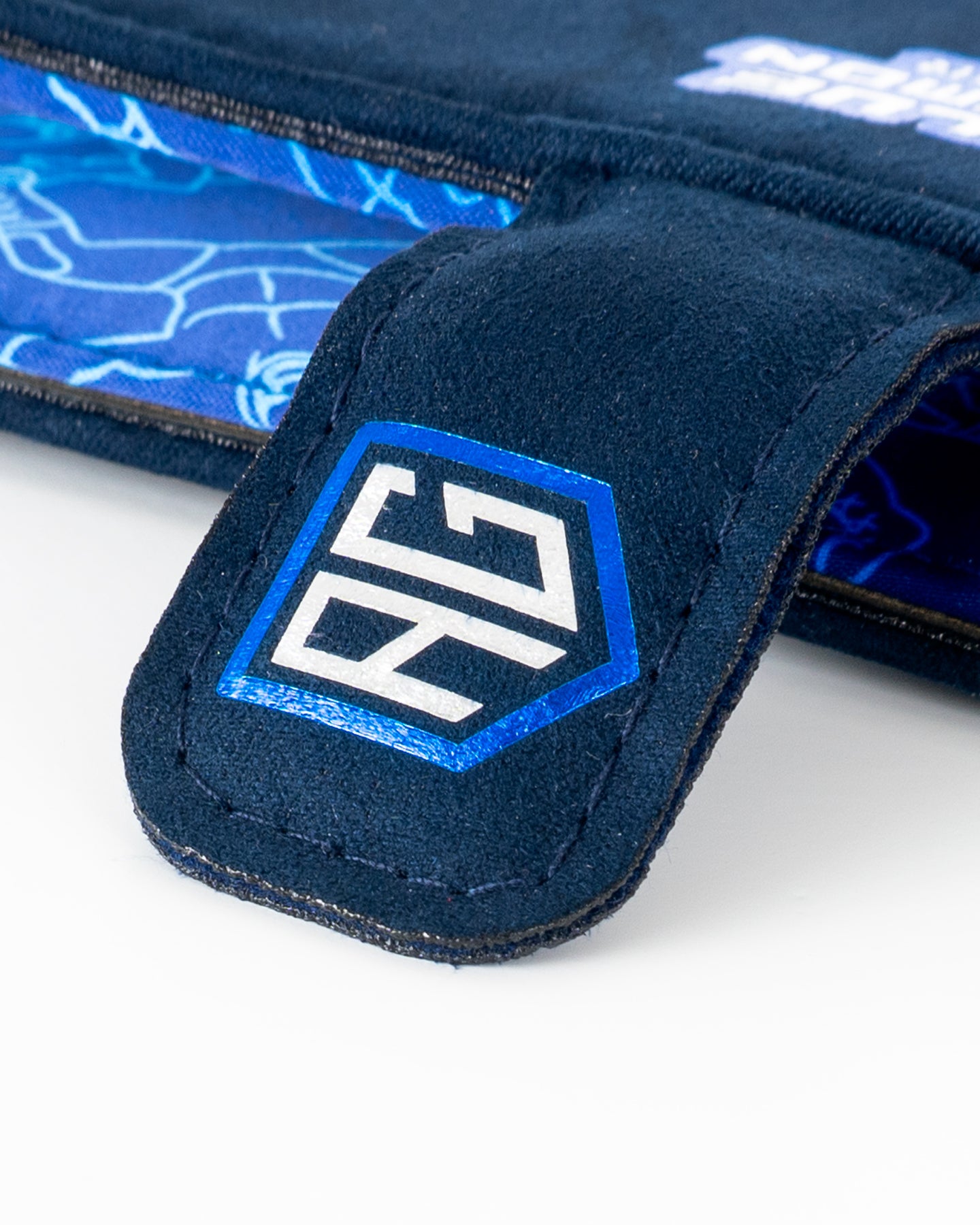Porta Pasaporte Máscara Blue Demon Jr.