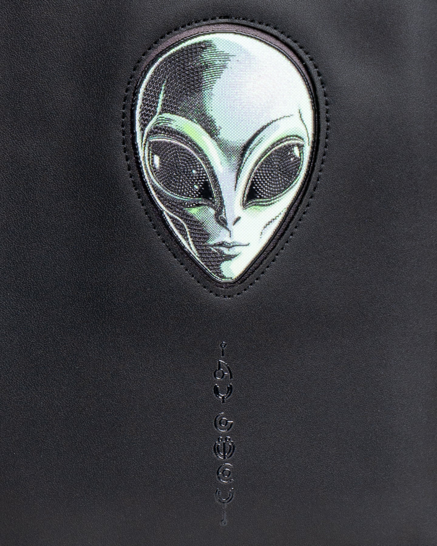 Porta Pasaporte Alien Pixel
