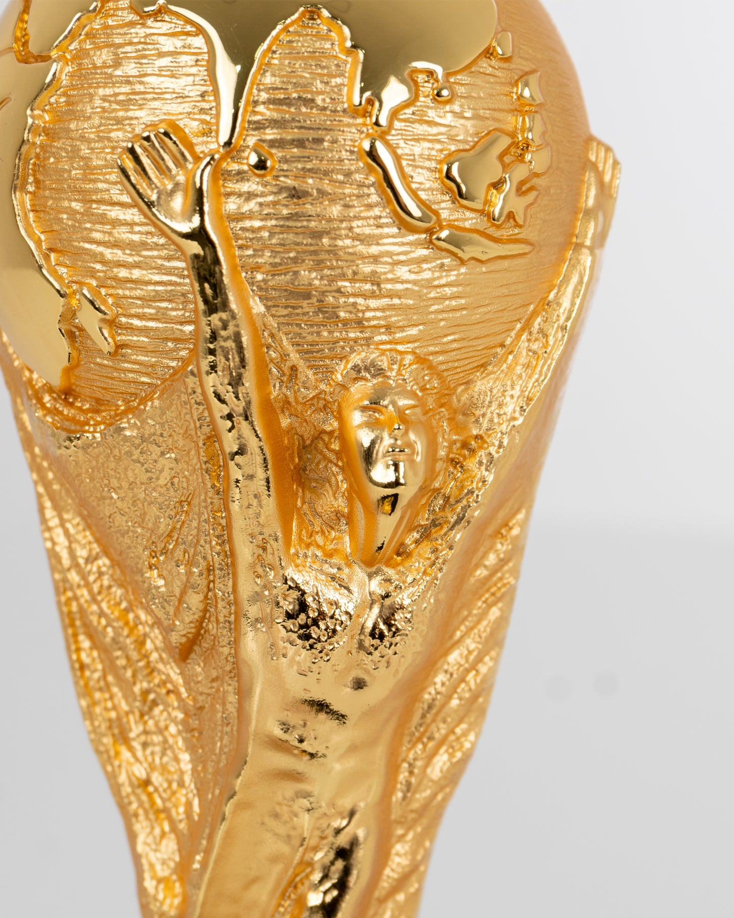 Replica de Trofeo Oficial FIFA World Cup 26™ 06